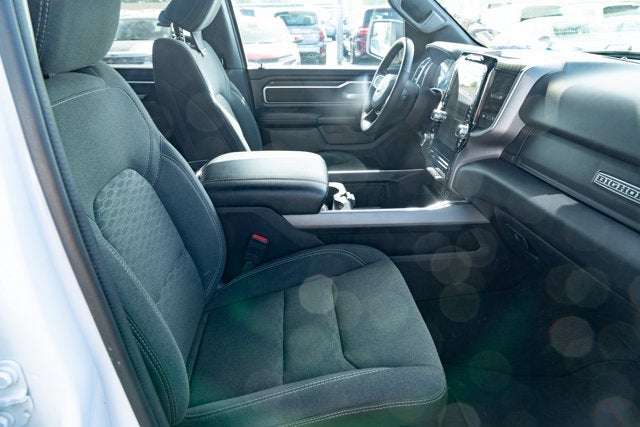 2025 RAM 1500 Big Horn Crew Cab 4x4 5'7' Box