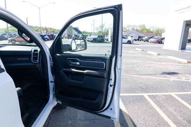 2021 RAM 1500 Big Horn Crew Cab 4x4 5'7' Box