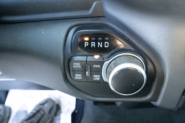 2021 RAM 1500 Big Horn Crew Cab 4x4 5'7' Box