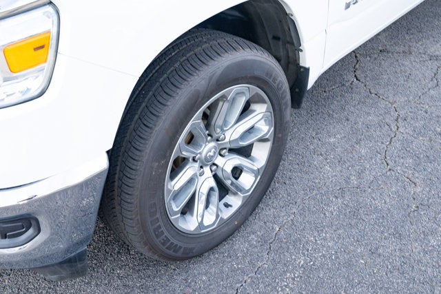 2021 RAM 1500 Big Horn Crew Cab 4x4 5'7' Box