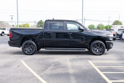 2026 RAM Ram 1500 RAM 1500 EXPRESS CREW CAB 4X4 5'7' BOX