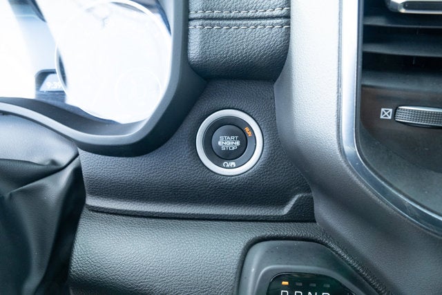 2025 RAM 1500 Laramie Crew Cab 4x4 5'7' Box