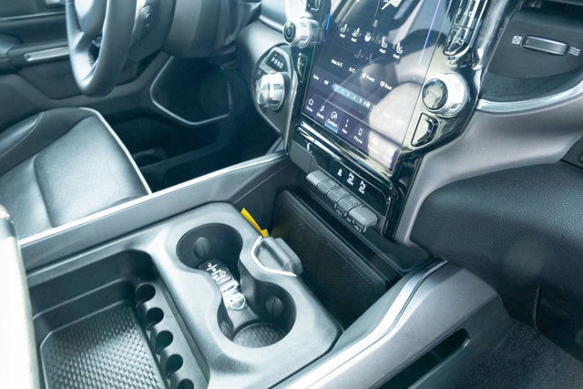 2025 RAM 1500 Laramie Crew Cab 4x4 5'7' Box