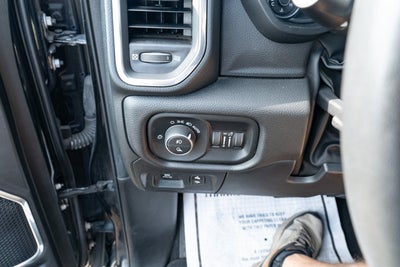 2025 RAM 1500 Laramie Crew Cab 4x4 5'7' Box