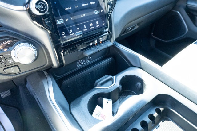 2025 RAM 1500 Laramie Crew Cab 4x4 5'7' Box