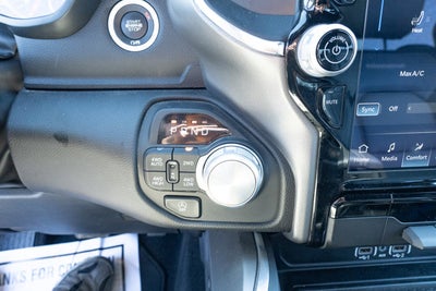 2025 RAM 1500 Laramie Crew Cab 4x4 5'7' Box