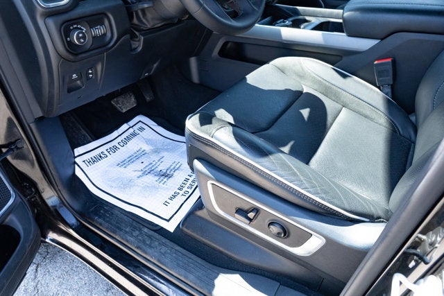 2025 RAM 1500 Laramie Crew Cab 4x4 5'7' Box