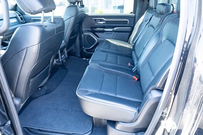 2025 RAM 1500 Laramie Crew Cab 4x4 5'7' Box