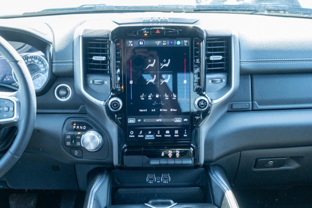 2025 RAM 1500 Laramie Crew Cab 4x4 5'7' Box