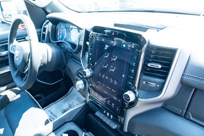 2025 RAM 1500 Laramie Crew Cab 4x4 5'7' Box