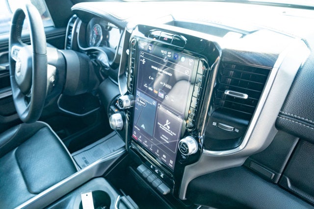 2025 RAM 1500 Laramie Crew Cab 4x4 5'7' Box