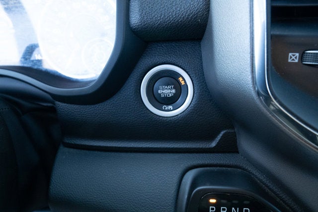 2024 RAM 1500 Laramie Crew Cab 4x4 5'7' Box