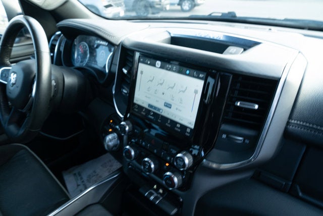 2024 RAM 1500 Laramie Crew Cab 4x4 5'7' Box