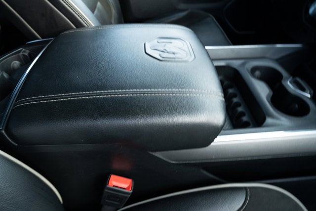 2024 RAM 1500 Laramie Crew Cab 4x4 5'7' Box