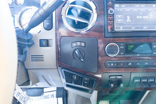 2010 Ford Super Duty F-250 SRW Lariat