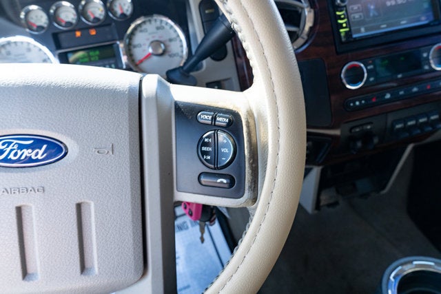 2010 Ford Super Duty F-250 SRW Lariat