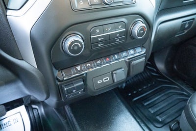 2022 Chevrolet Silverado 2500HD 4WD Crew Cab Long Bed WT