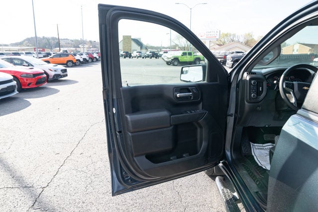 2022 Chevrolet Silverado 1500 LTD 4WD Crew Cab Short Bed Custom