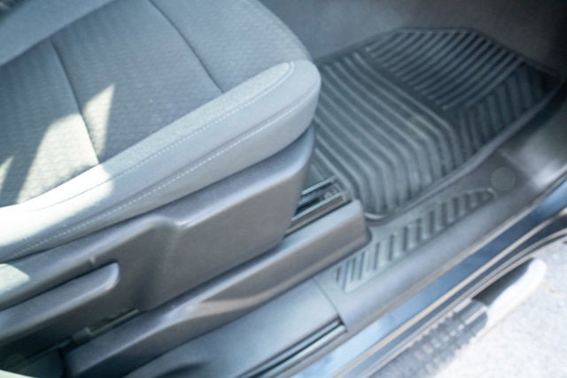 2022 Chevrolet Silverado 1500 LTD 4WD Crew Cab Short Bed Custom