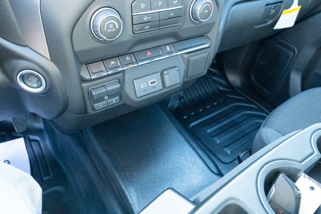 2025 Chevrolet Silverado 1500 4WD Double Cab Standard Bed WT