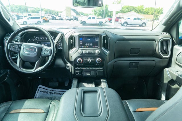 2022 GMC Sierra 2500HD 4WD Crew Cab Standard Bed AT4