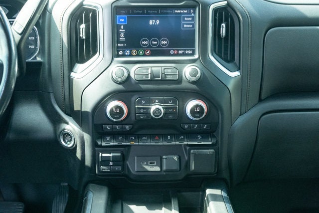2022 GMC Sierra 2500HD 4WD Crew Cab Standard Bed AT4