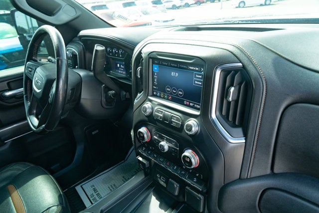 2022 GMC Sierra 2500HD 4WD Crew Cab Standard Bed AT4