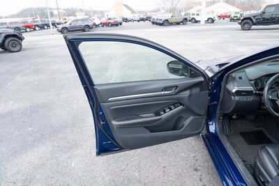 2024 Nissan Altima SR FWD