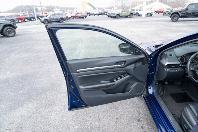 2024 Nissan Altima SR FWD