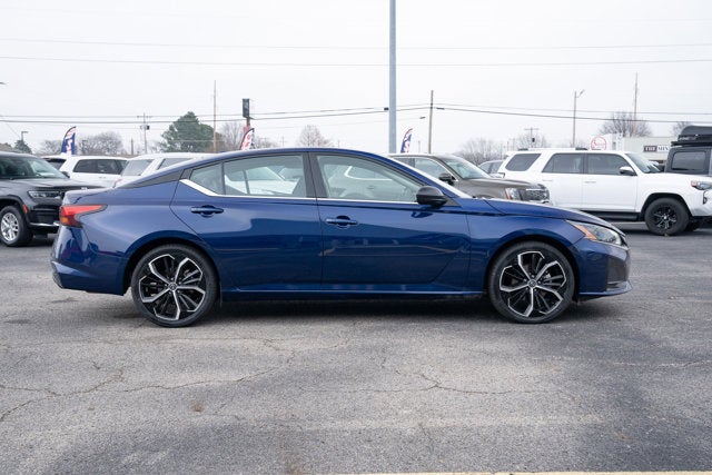 2024 Nissan Altima SR FWD