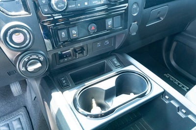 2023 Nissan TITAN Crew Cab SV 4x4