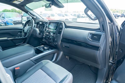 2023 Nissan TITAN Crew Cab SV 4x4