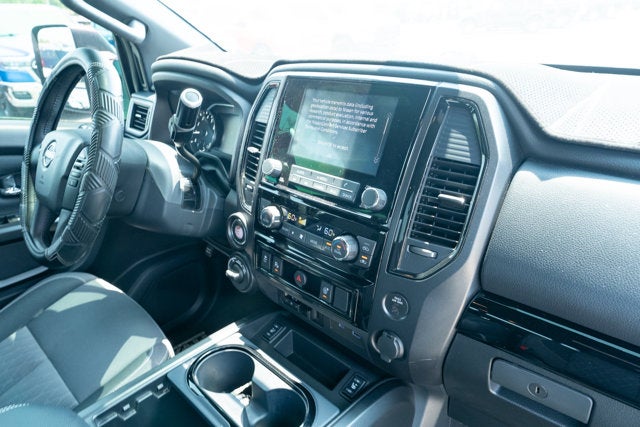 2023 Nissan TITAN Crew Cab SV 4x4