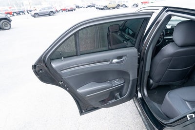 2022 Chrysler 300 Touring