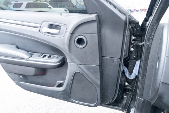 2022 Chrysler 300 Touring