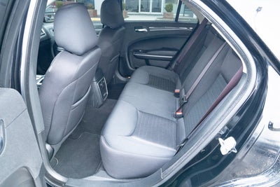 2022 Chrysler 300 Touring