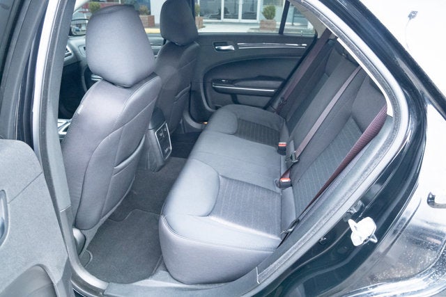 2022 Chrysler 300 Touring