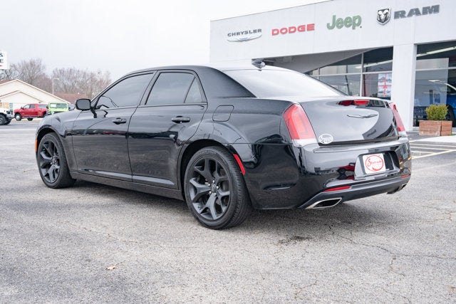 2022 Chrysler 300 Touring