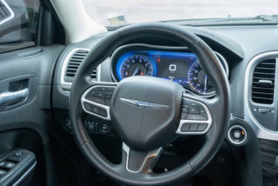 2022 Chrysler 300 Touring