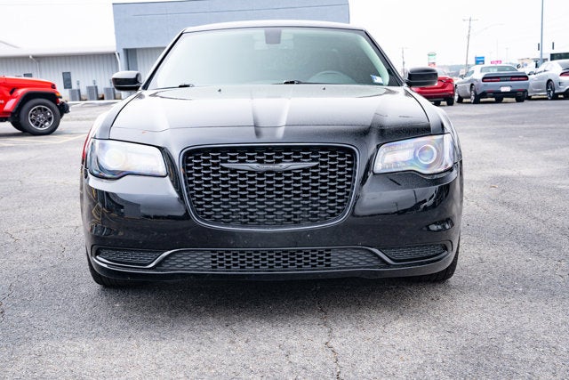 2022 Chrysler 300 Touring