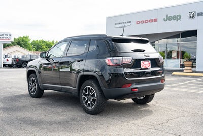 2025 Jeep Compass Trailhawk 4x4