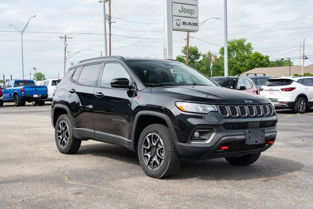 2025 Jeep Compass Trailhawk 4x4