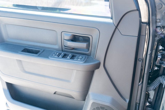 2025 RAM 2500 Tradesman Crew Cab 4x4 6'4' Box