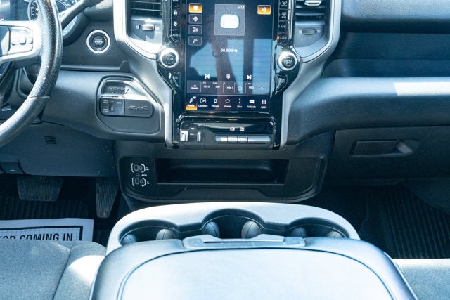 2024 RAM 3500 Tradesman Crew Cab 4x4 8' Box