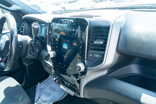 2024 RAM 3500 Tradesman Crew Cab 4x4 8' Box