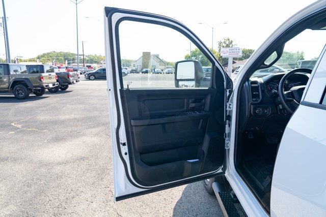 2026 RAM Ram 3500 RAM 3500 TRADESMAN CREW CAB 4X4 8' BOX