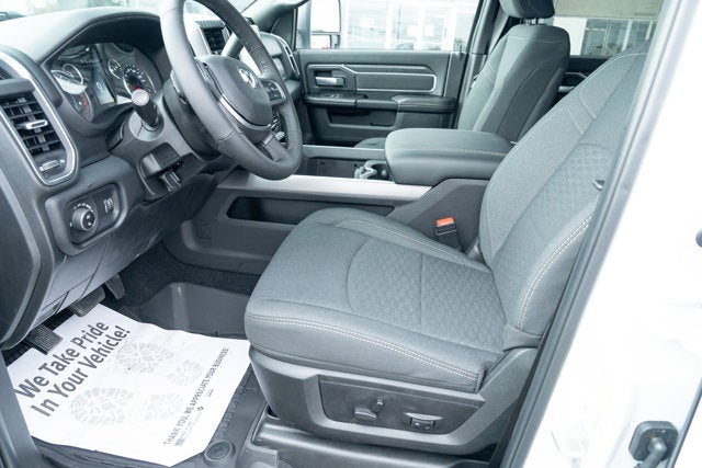 2026 RAM Ram 3500 RAM 3500 BIG HORN CREW CAB 4X4 8' BOX