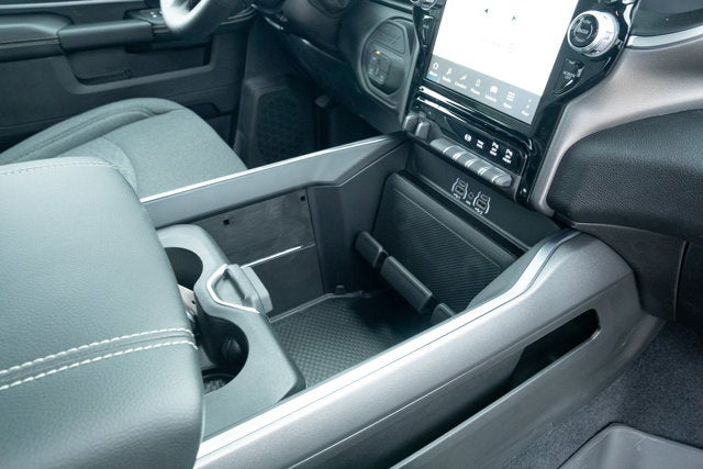 2026 RAM Ram 3500 RAM 3500 BIG HORN CREW CAB 4X4 8' BOX