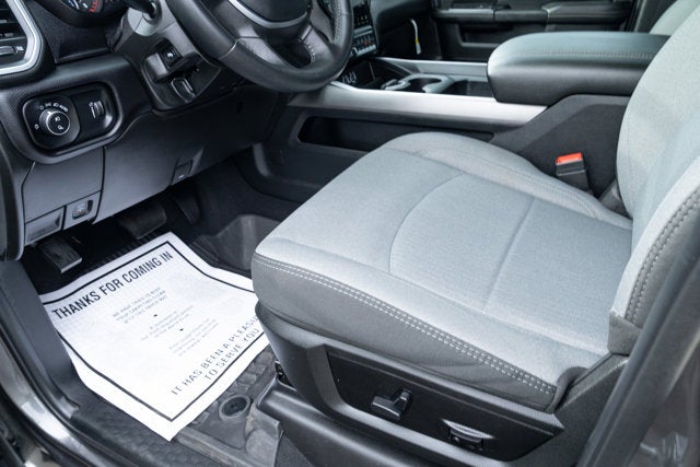 2024 RAM 3500 Lone Star Crew Cab 4x4 8' Box