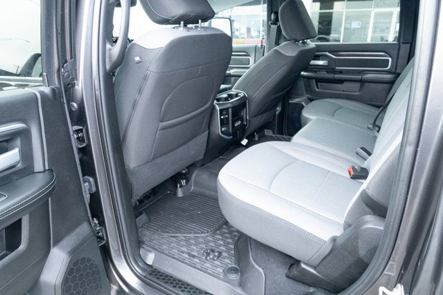 2024 RAM 3500 Lone Star Crew Cab 4x4 8' Box